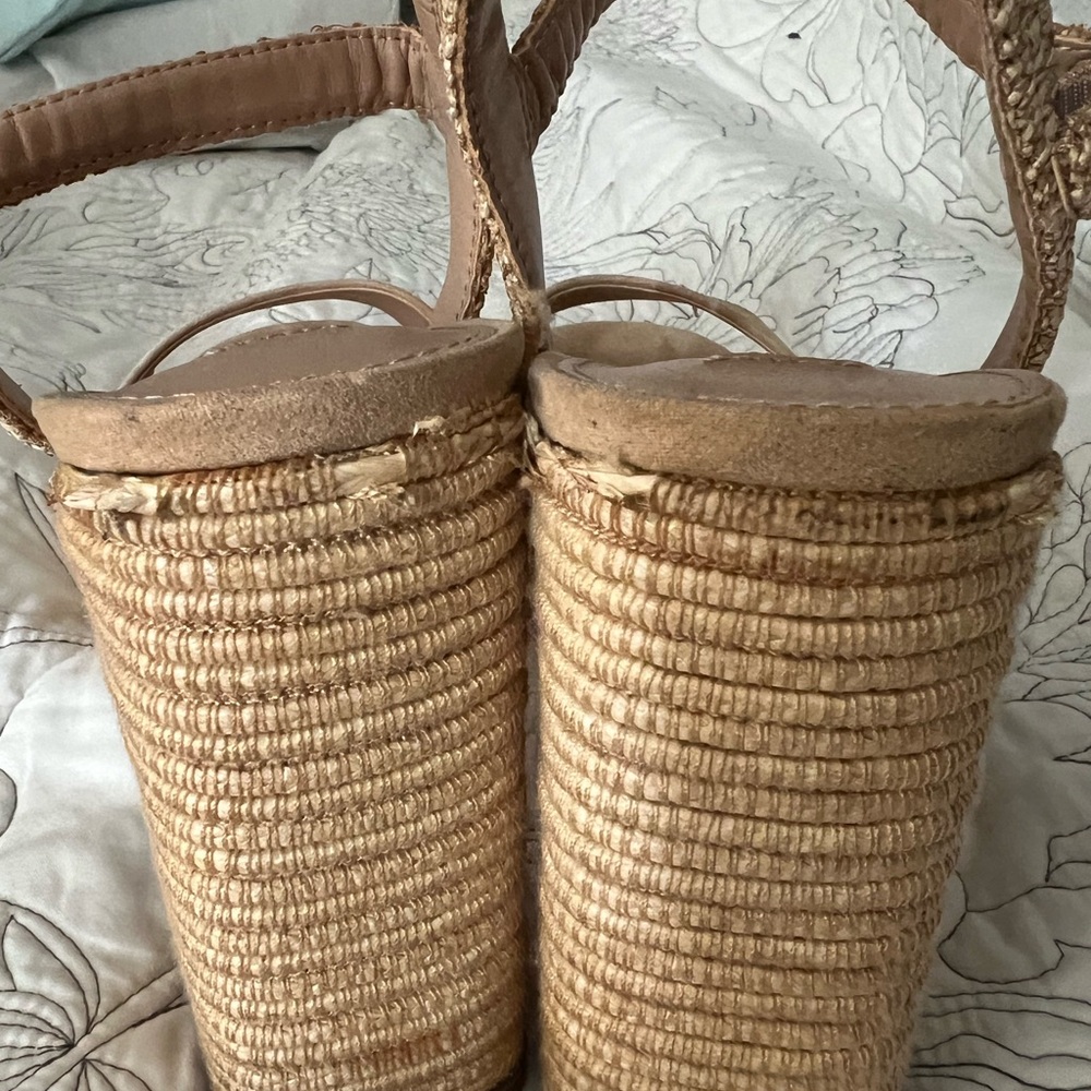 Steve Madden Beige Raffia Wedge Sandals - Picture 7 of 11